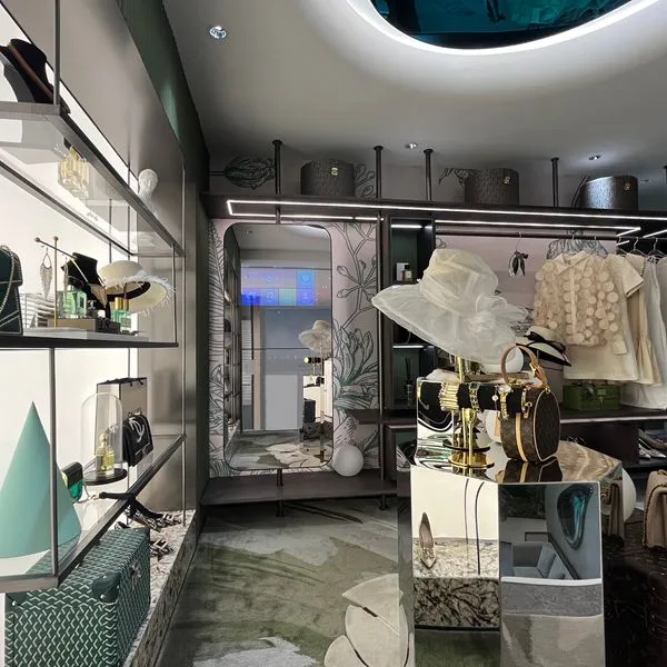 Custom Commercial Smart Dressing Mirror